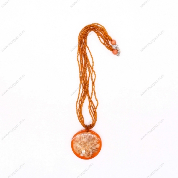 صورة حجر برتقالي قلادة مصنوعة يدوياً