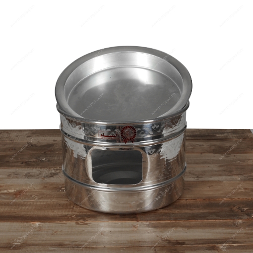 صورة سخان لميع منقوش مع صينية