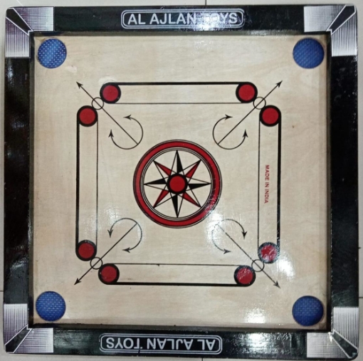 صورة طاولة كيرم ( عدة مقاسات )