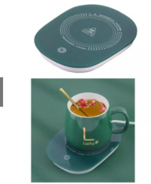 صورة كوب قهوة مع قاعدة التسخين 