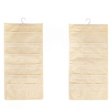 صورة علاقة تعليق الملابس في الخزانة